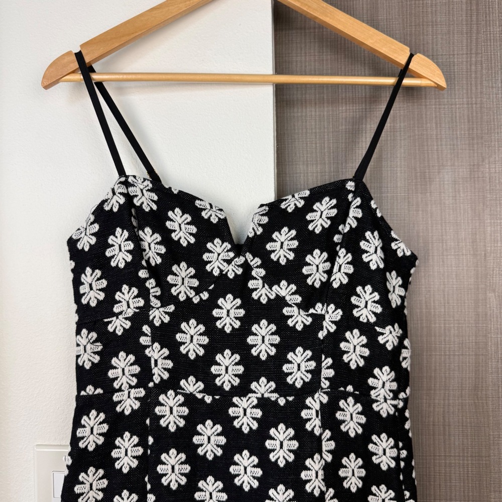 Saltwater Luxe Black Dottie Midi Dress Floral Print Size Medium - Picture 4 of 13